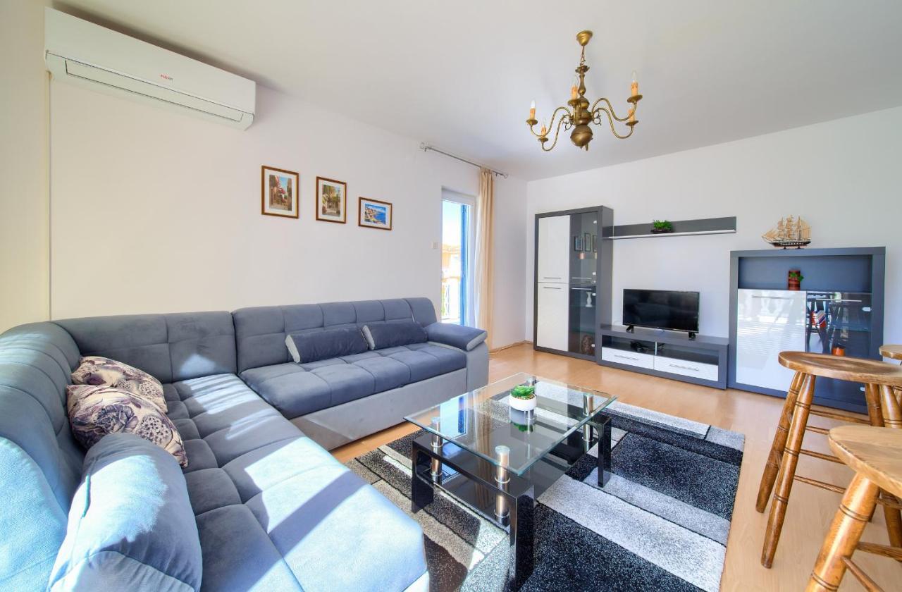 Apartment Drazana Krk Island Ngoại thất bức ảnh