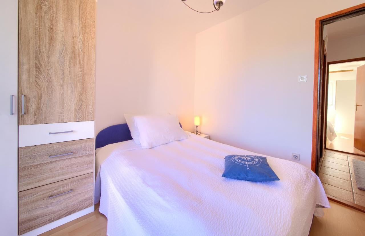 Apartment Drazana Krk Island Ngoại thất bức ảnh