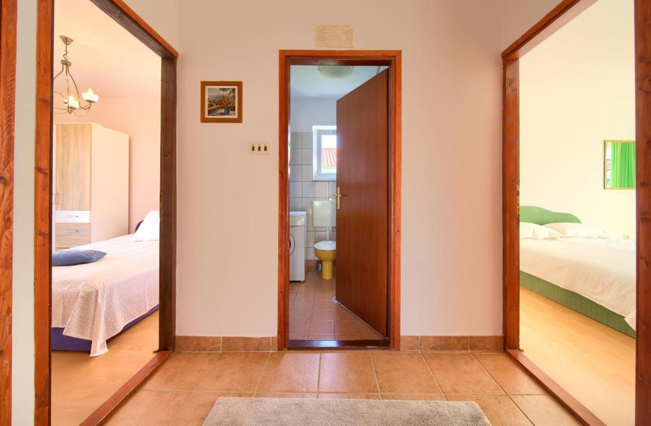 Apartment Drazana Krk Island Ngoại thất bức ảnh