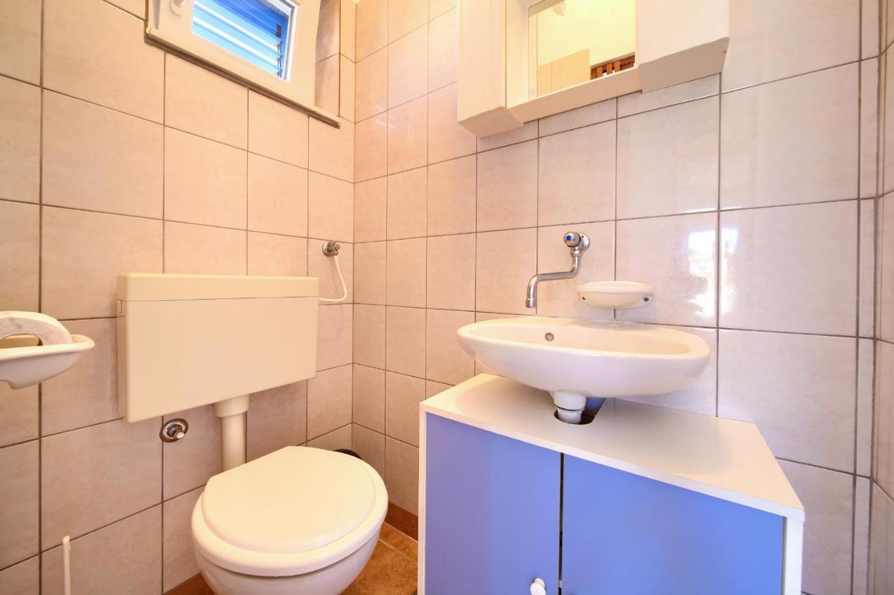 Apartment Drazana Krk Island Ngoại thất bức ảnh