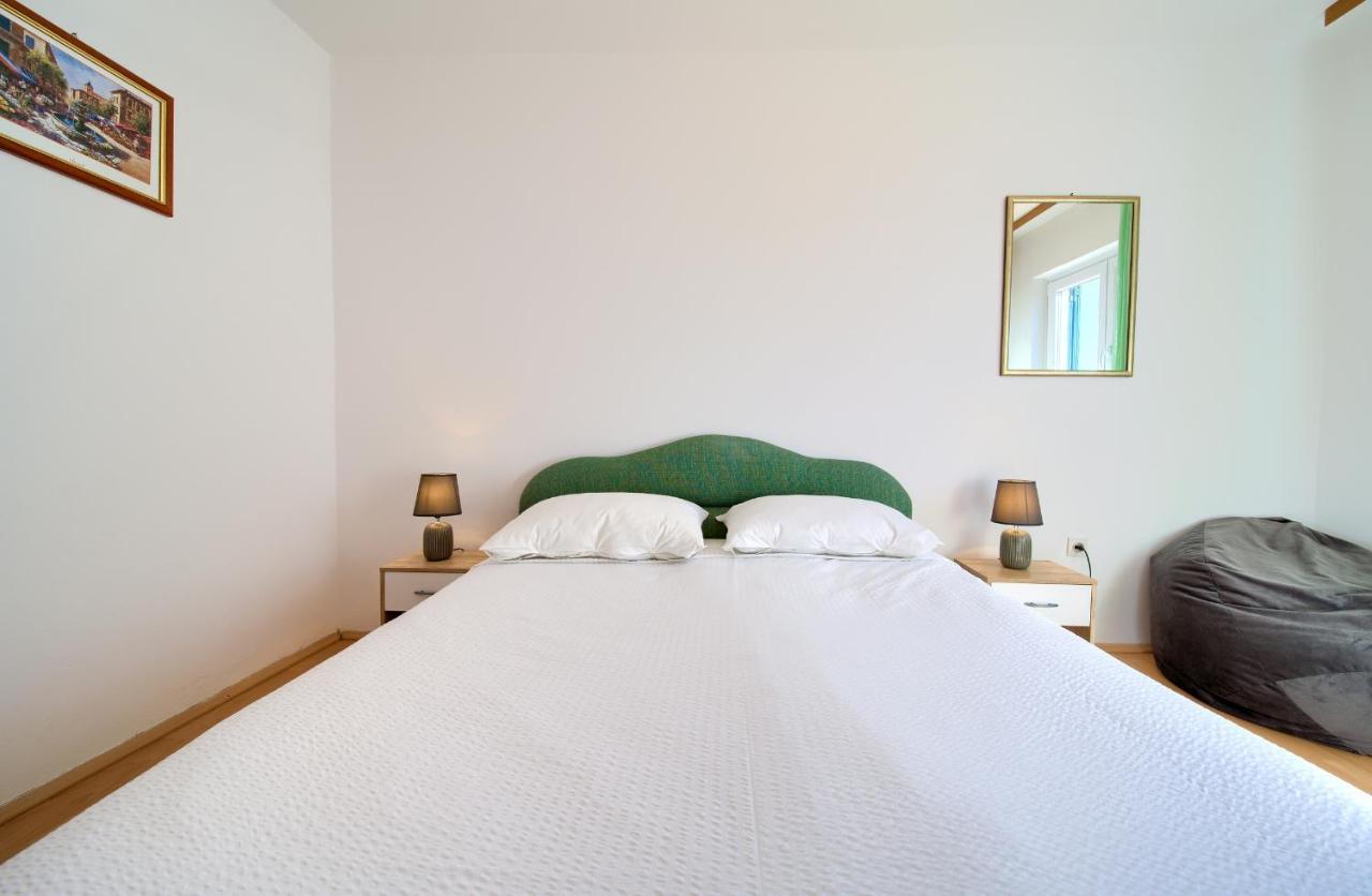Apartment Drazana Krk Island Ngoại thất bức ảnh